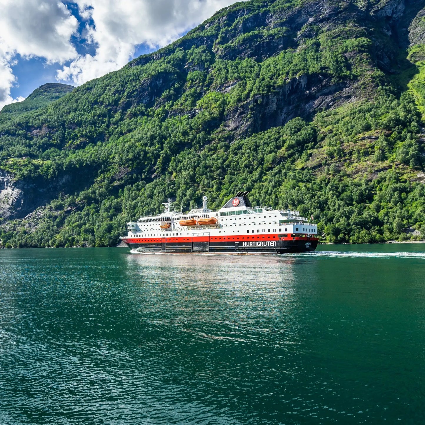 Hurtigruten Lofoten Tour